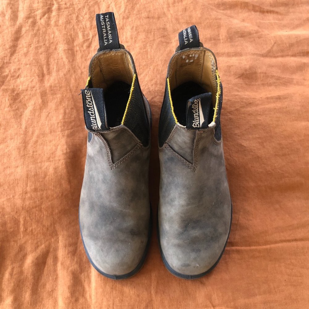 #1944 WOMEN'S CLASSICS CHELSEA BOOTS - RUSTIC BROWN